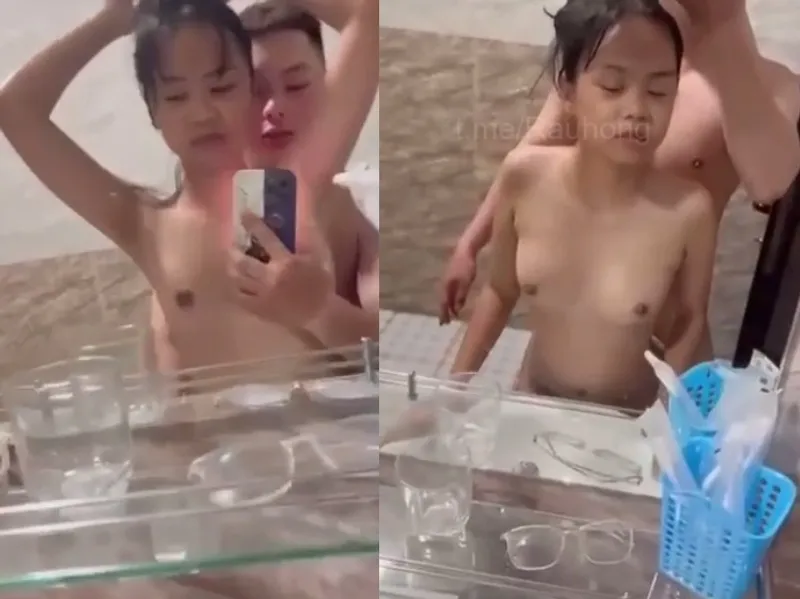 Dáng mảnh em cùng anh bồ quan hệ trước gương quay kỉ niệm